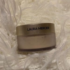SOLD❌Laura Mercier Setting powder